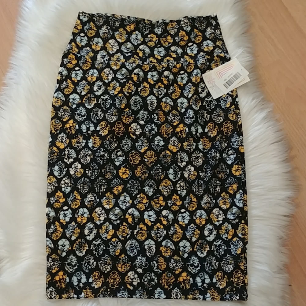 LulaRoe Floral Cassie 💐 Pencil Skirt